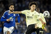 随着摩纳哥4-5、大巴黎1-2、马赛3-1、里昂0-4，法甲全新积分榜出炉